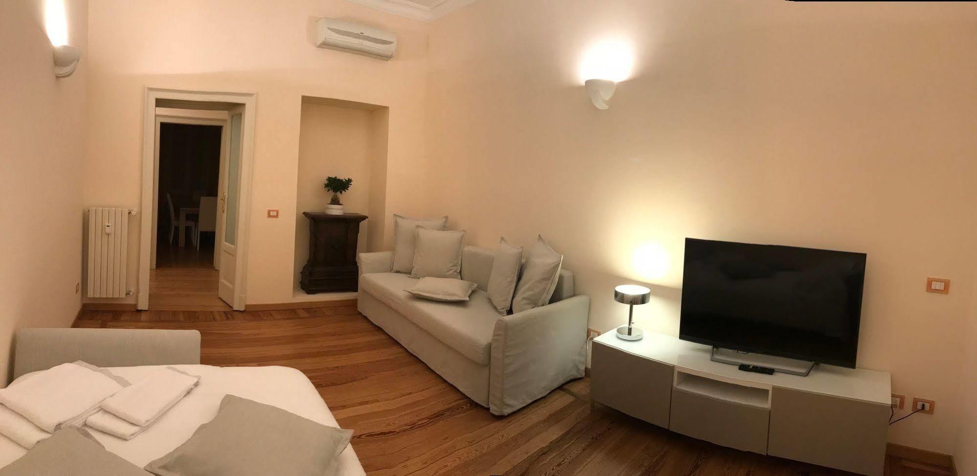 Antica Leonardo 3* Milaan